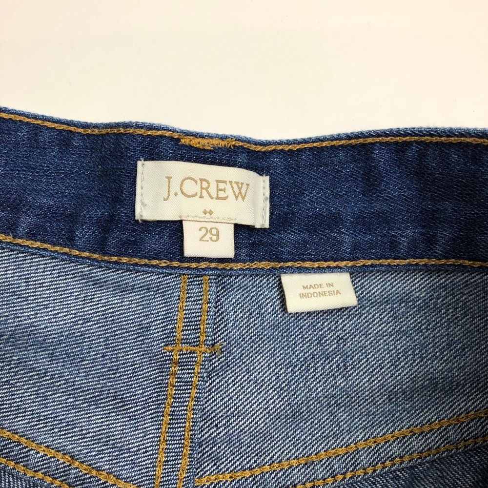 ❤️SOLD❤️ Crew Woman Short 29 Distressed Jeans - Picture 6 of 8